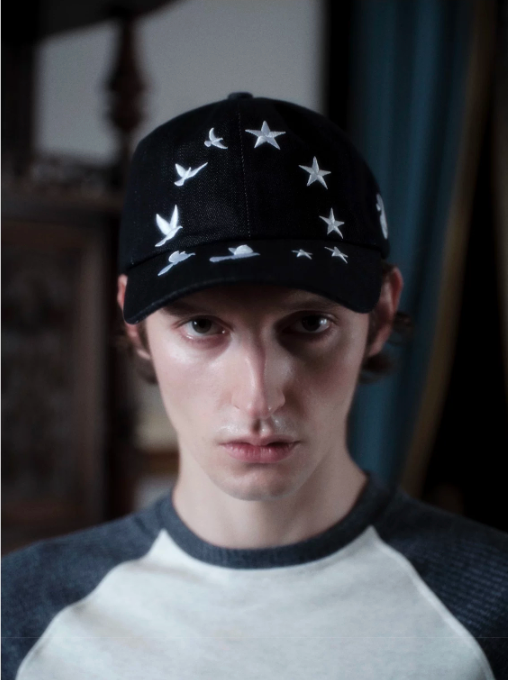 Embroidered five-star cap