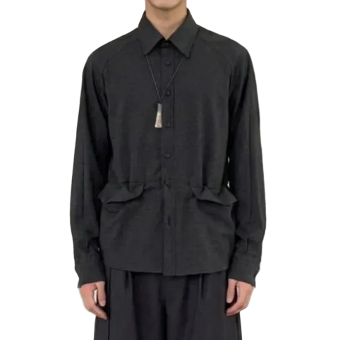 Back pleats long-sleeved shirt