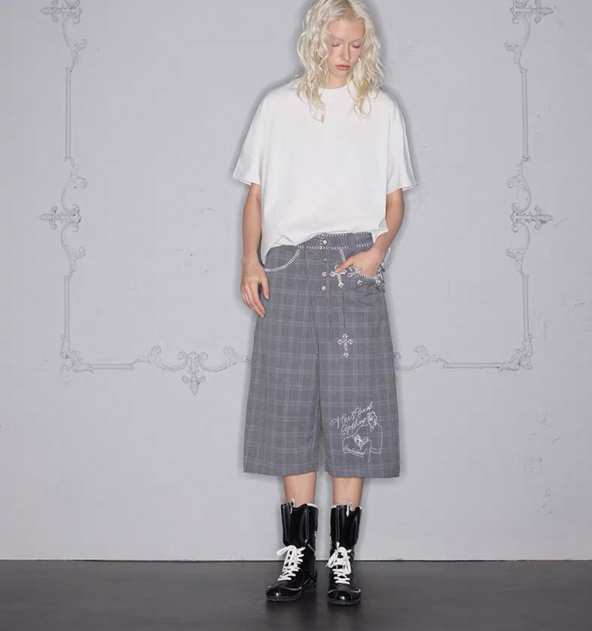 Rocawear mercerized hand-stitched check lace-up shorts