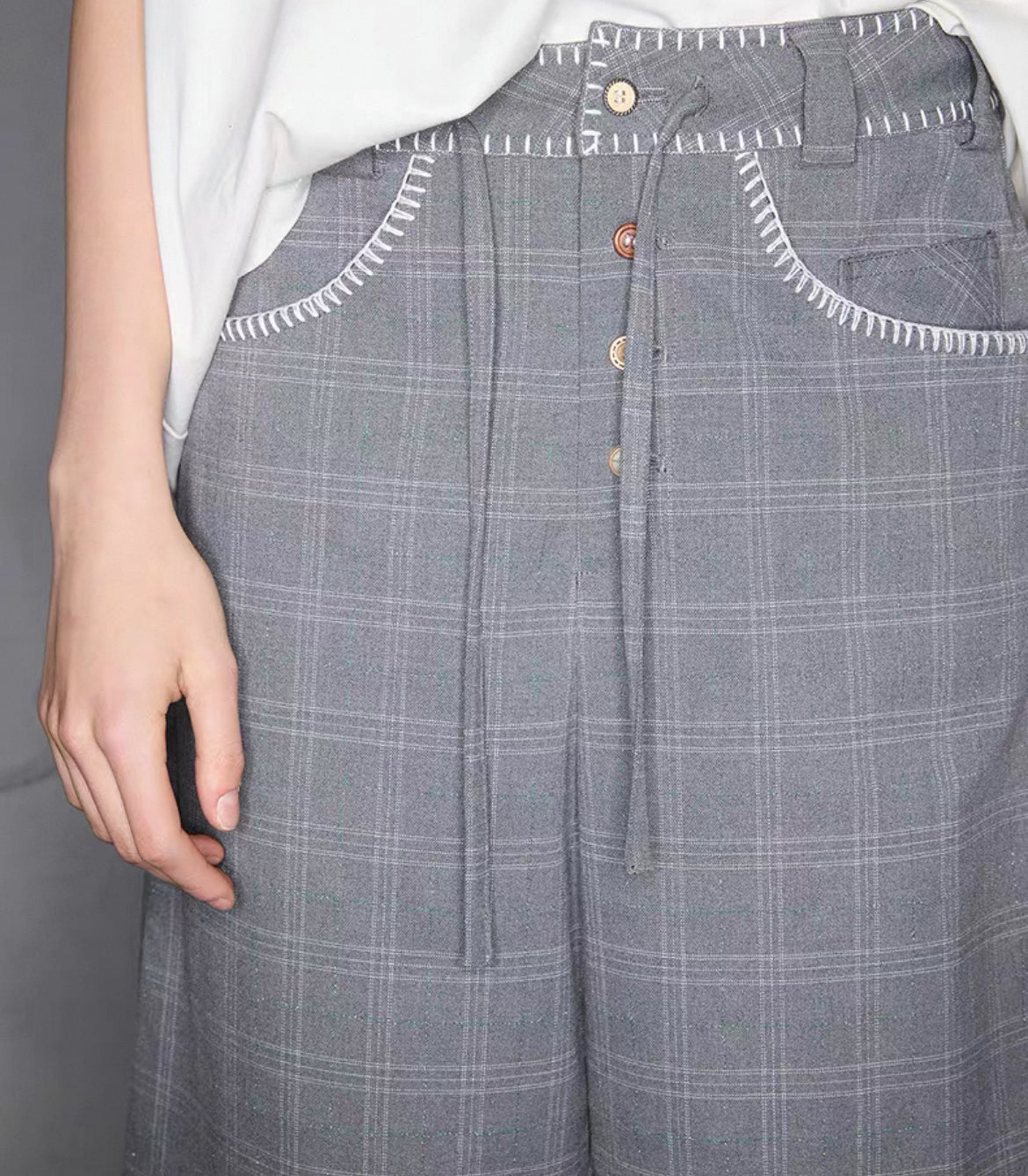 Rocawear mercerized hand-stitched check lace-up shorts