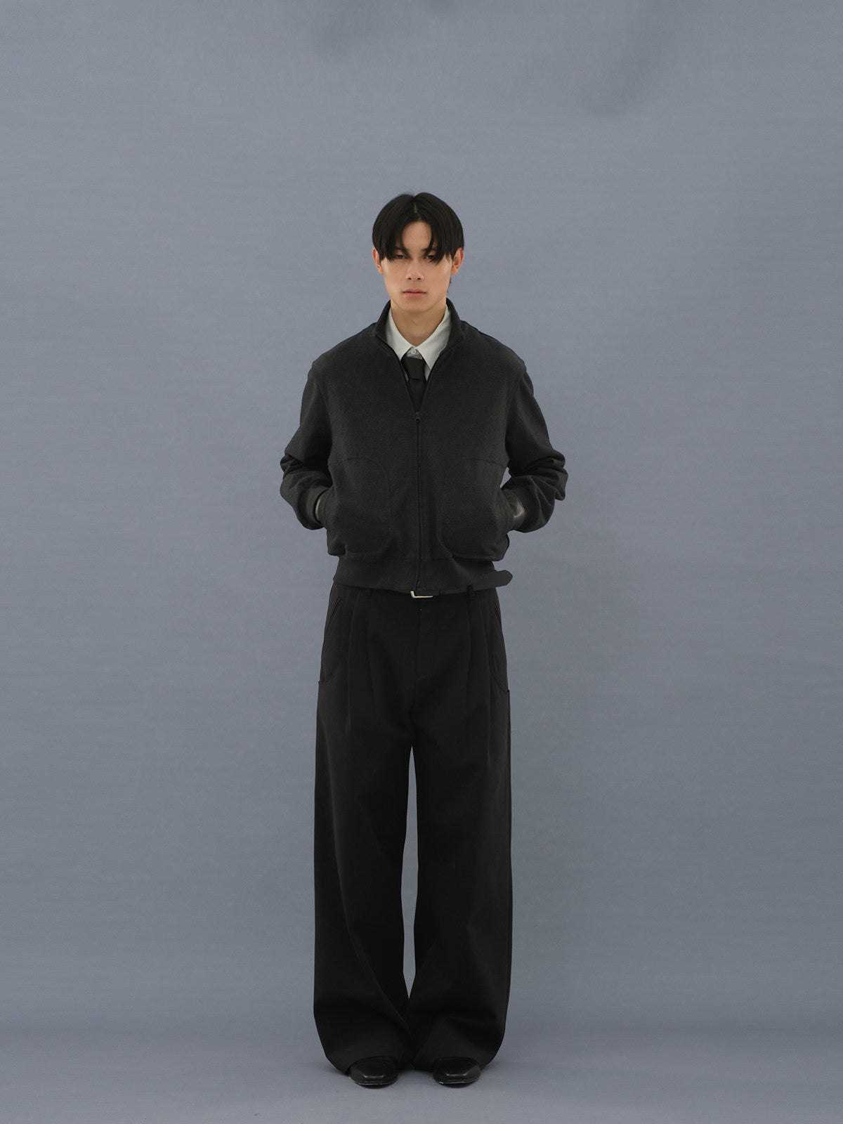 Fitted sweatshirt jacket