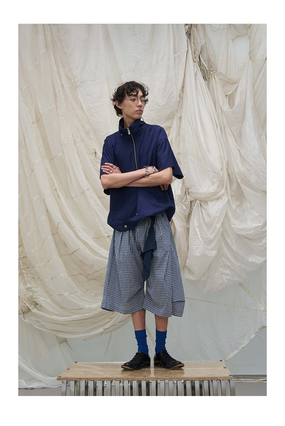 Stand Collar Zip Up Short Sleeve Shirt