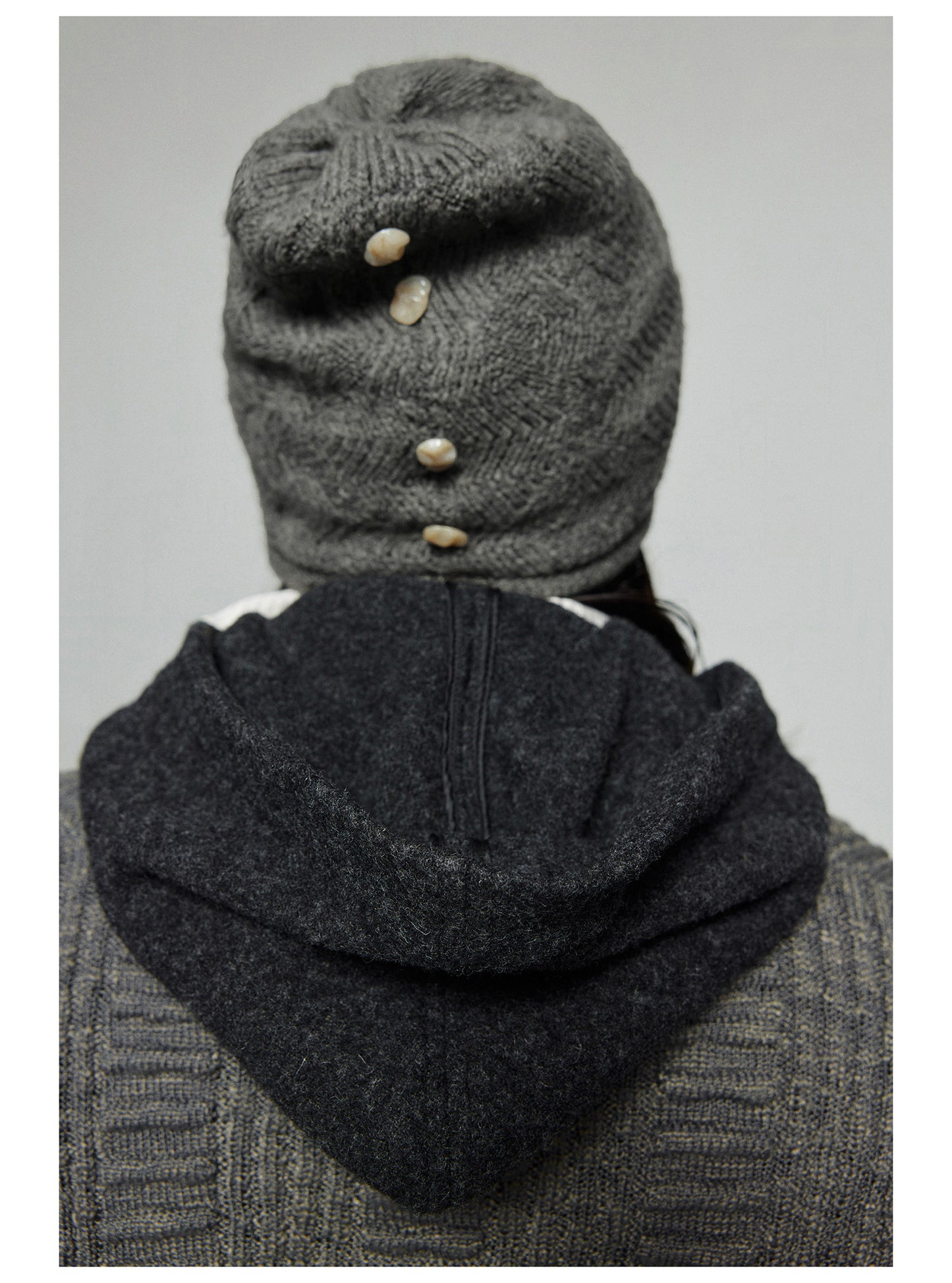 Button-up trim stacked wool knit beanie