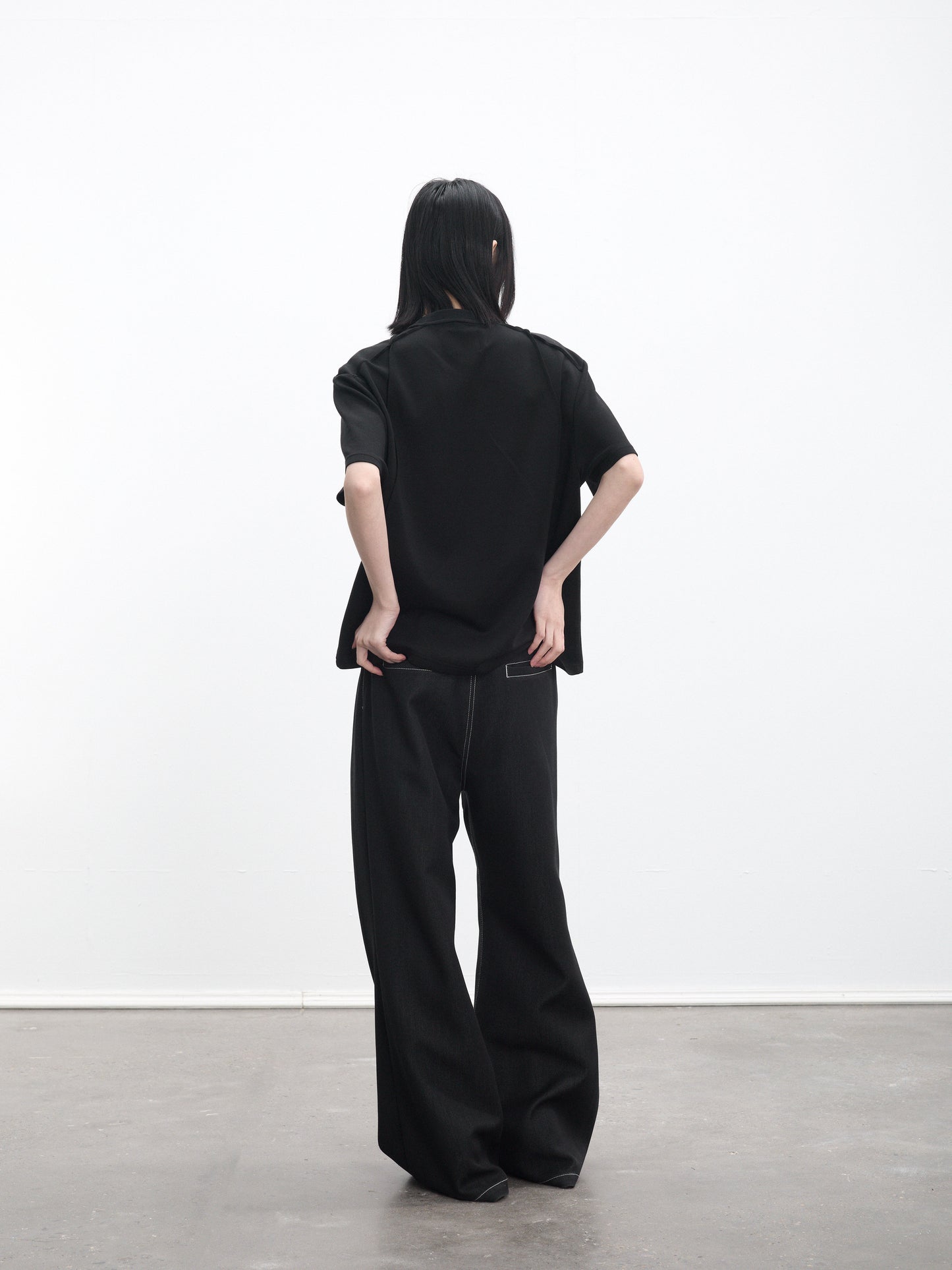 Structure division short sleeve t-shirt