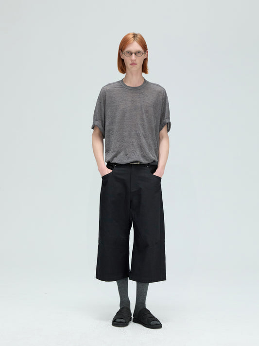 Straight-leg cropped shorts