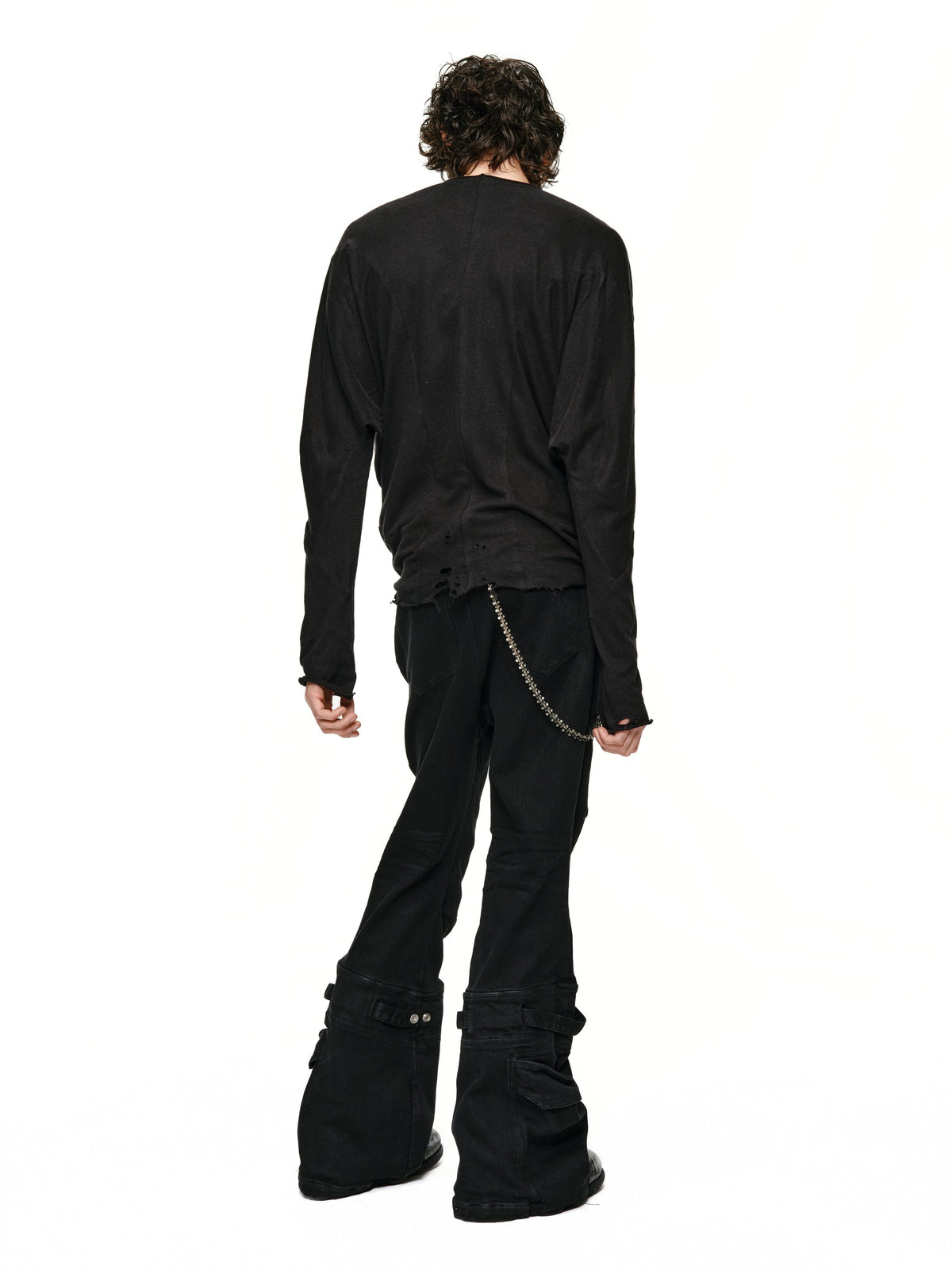 SPIRAL DISTRESSED LONG-SLEEVE TEE