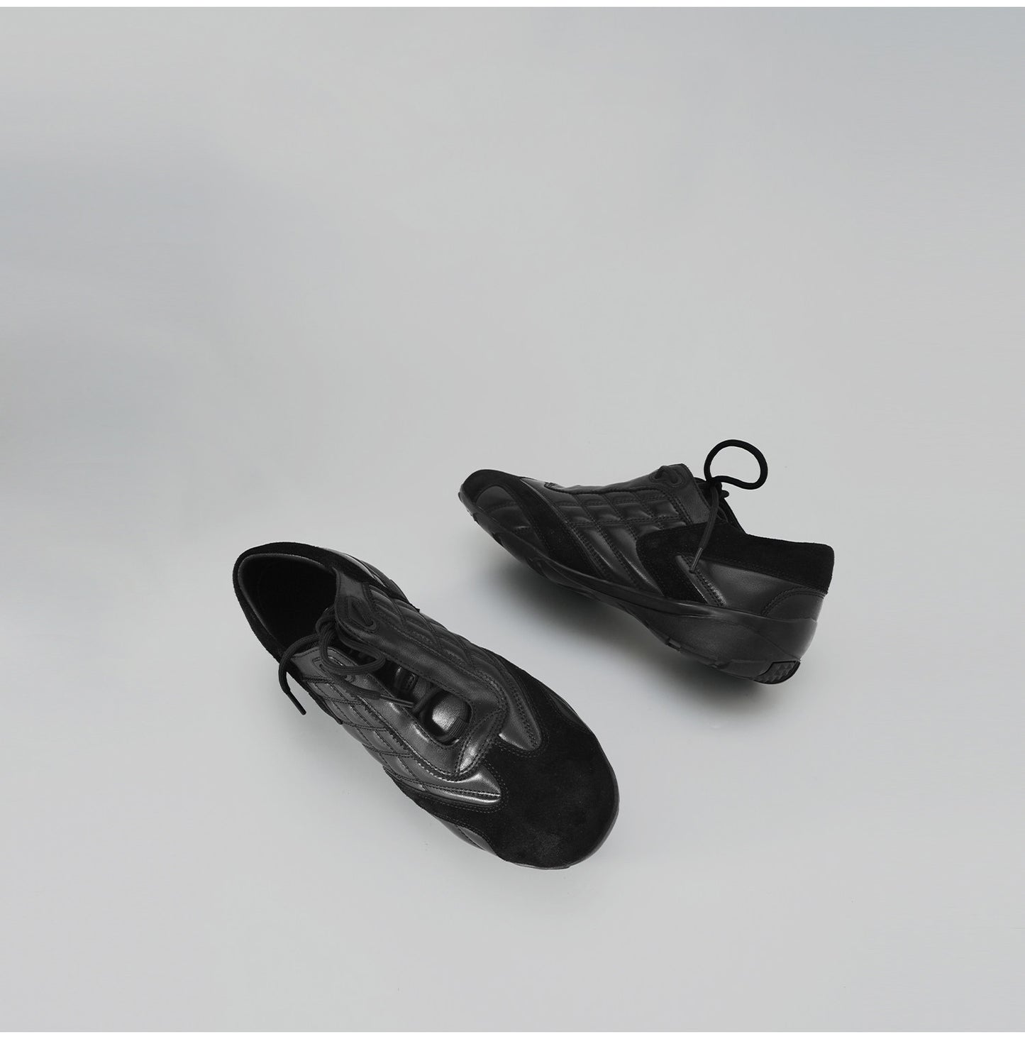 Flat German training racing shoes