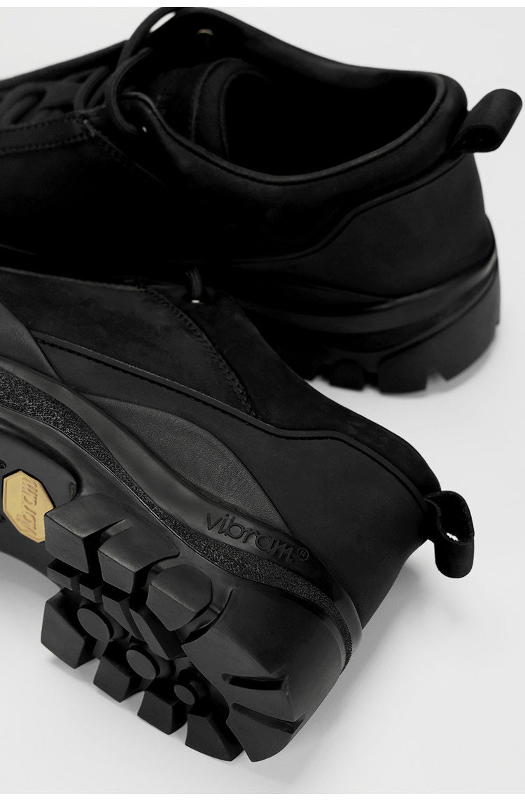 Streamline V-sole retro shoes