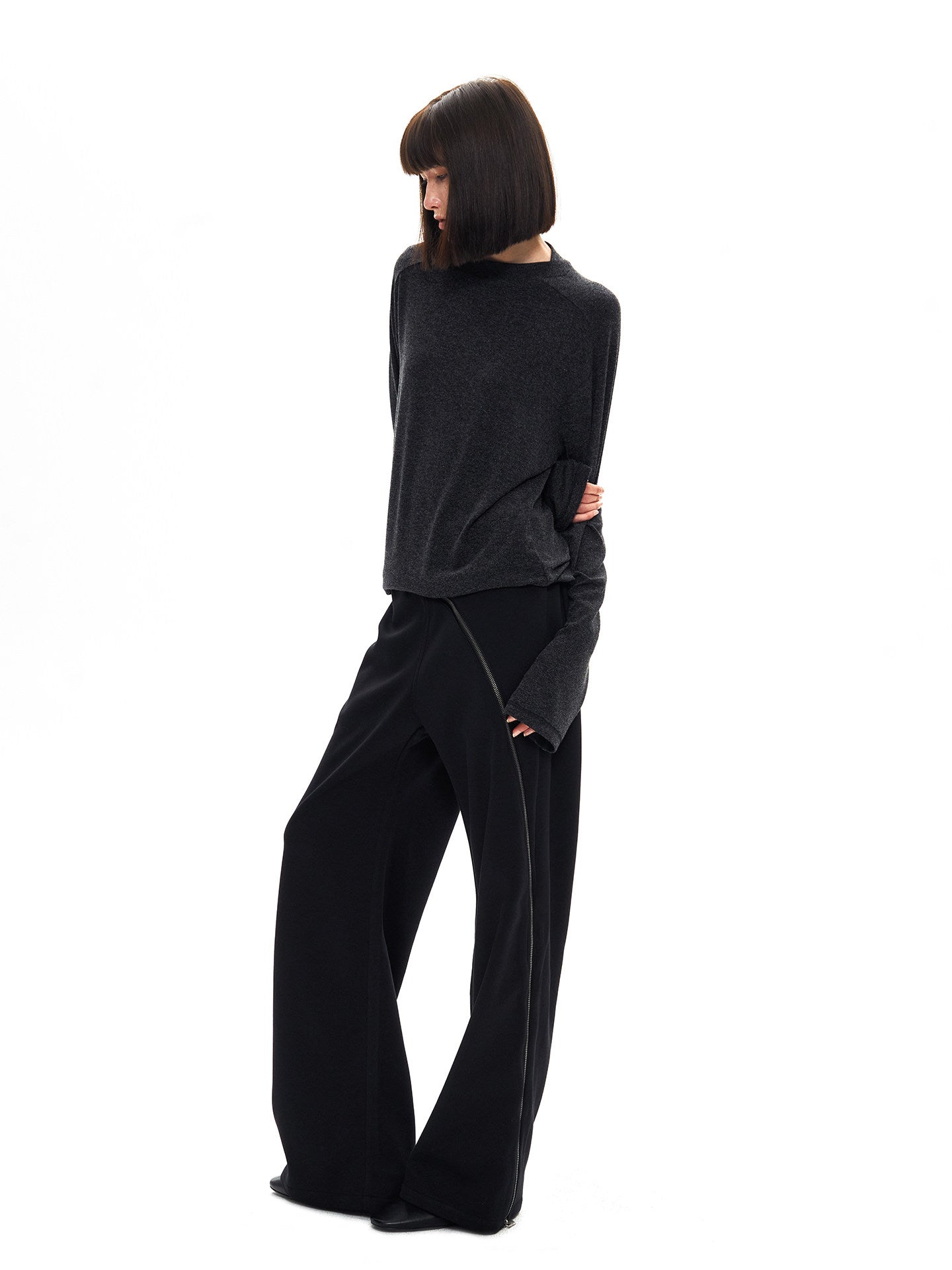 Curved Chain Knitted Sweatpants