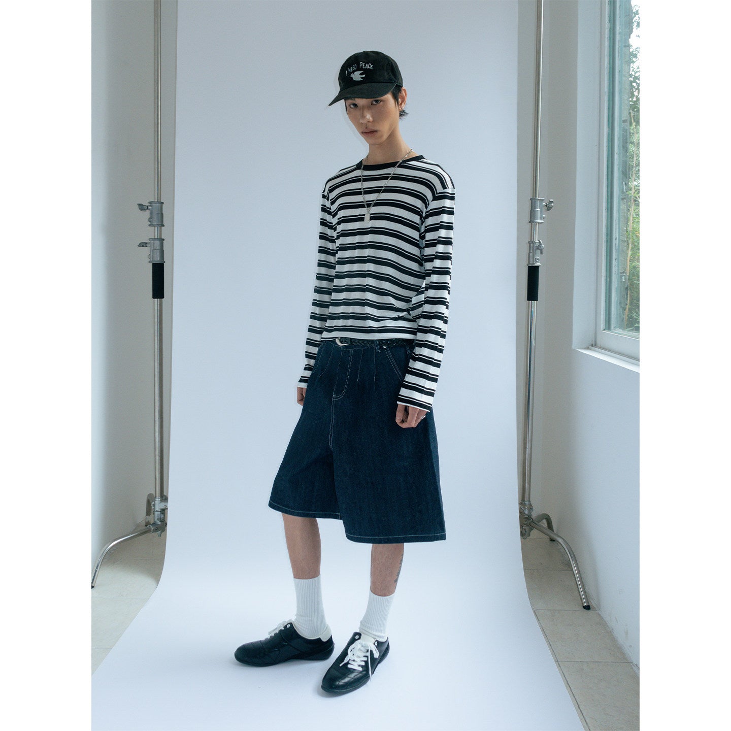 Wide neck striped long-sleeved T-shirt