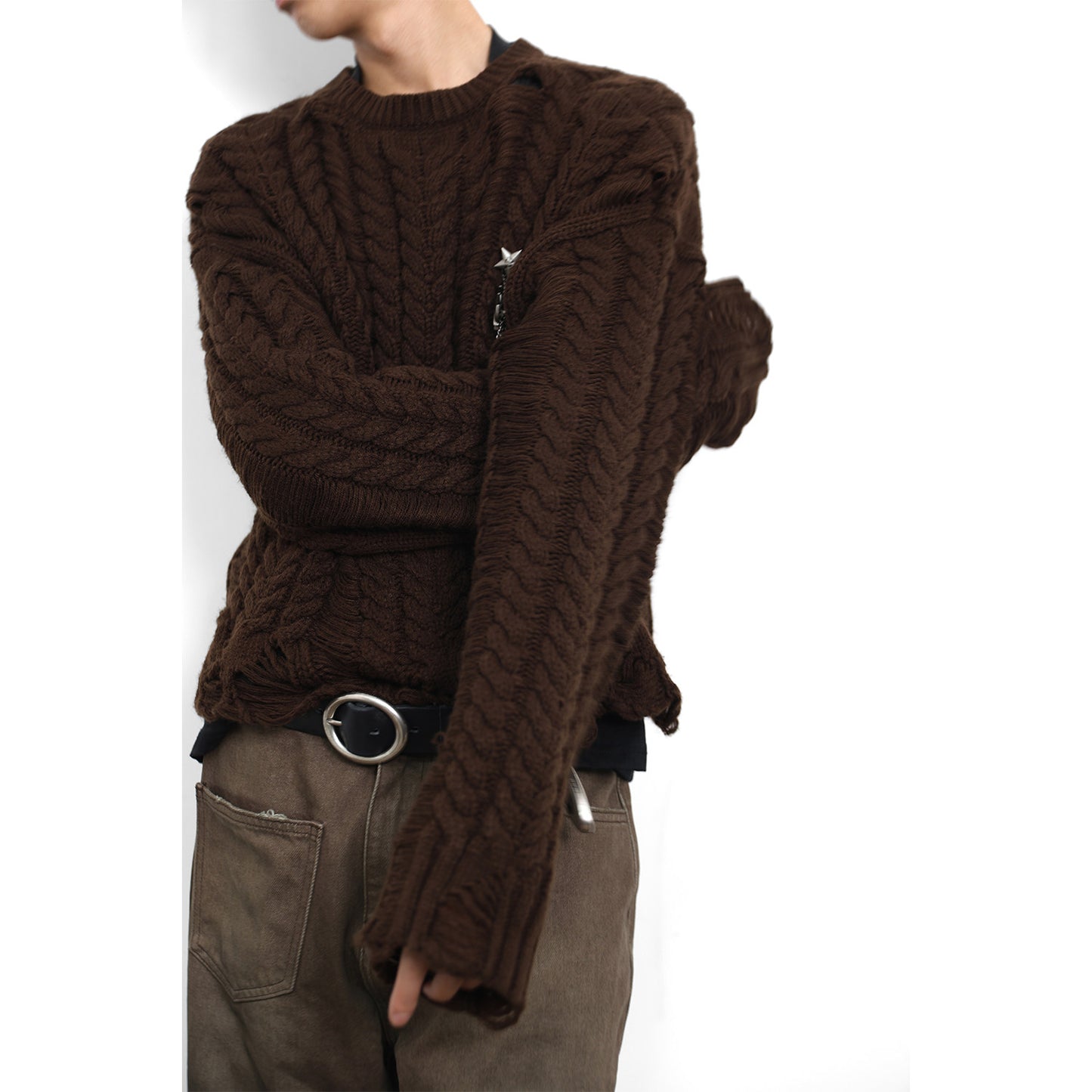 Brooch Cable Coarse Knit