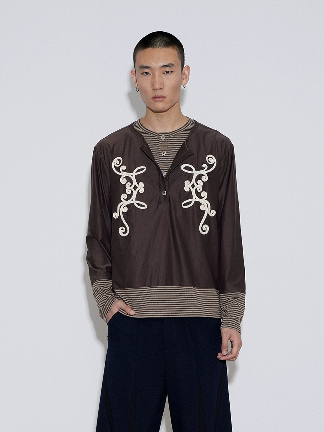 Stripe Fake layered Long Sleeve vintage embroidered T-shirt