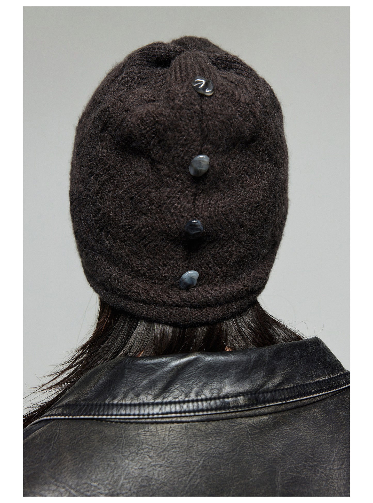 Button-up trim stacked wool knit beanie