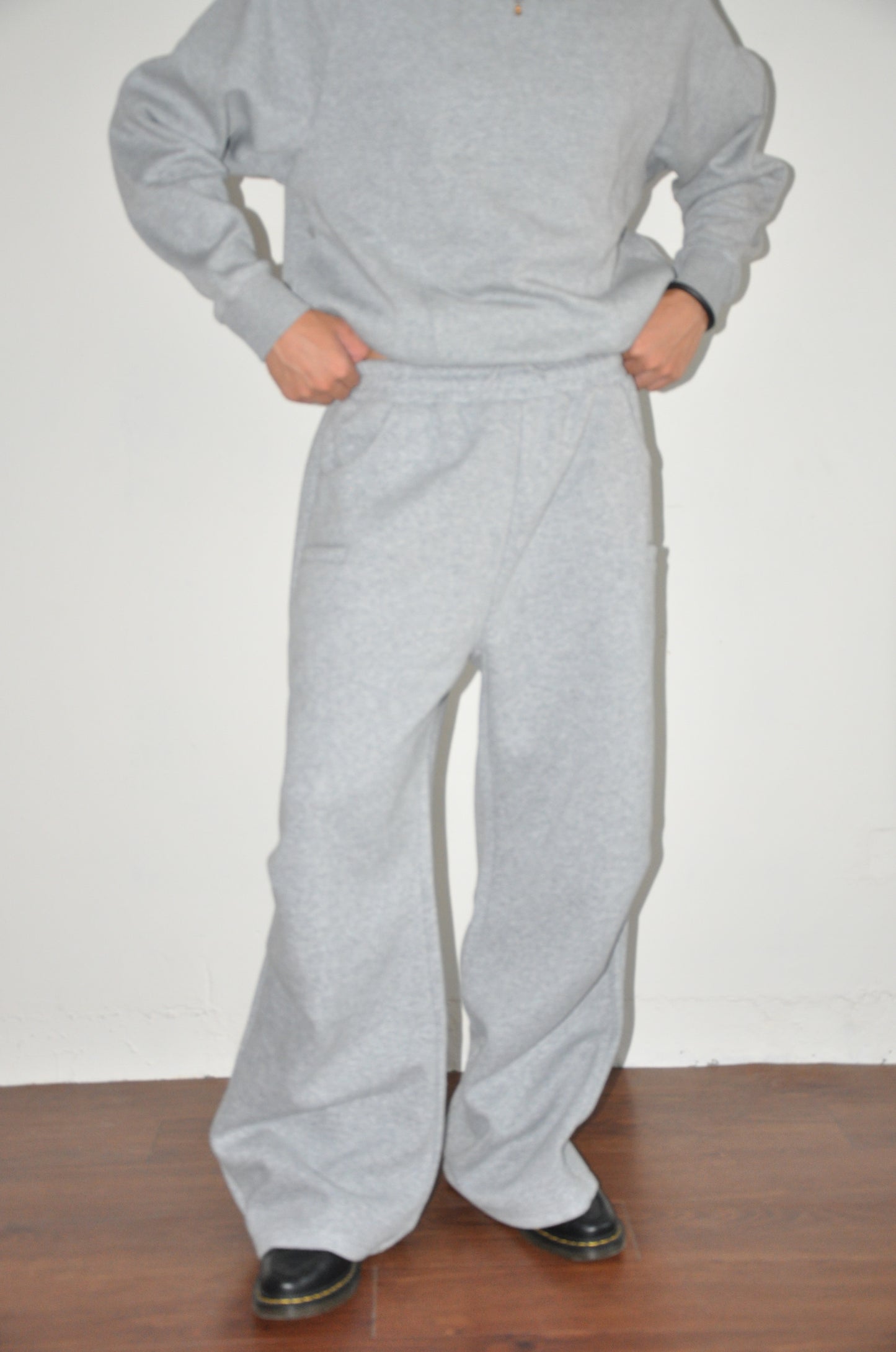Silhouette grey baggy sweatpants