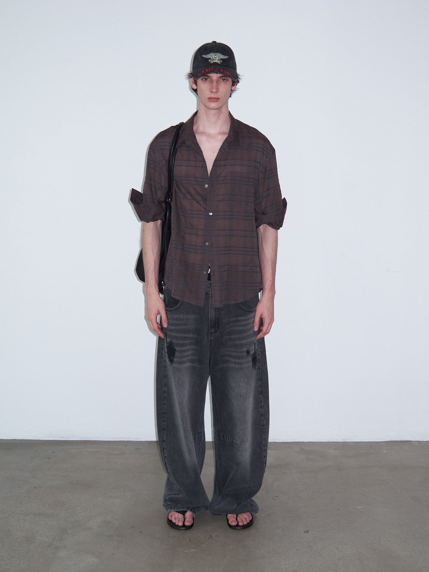 Delivery Plaid Rolled Sleeve Shirt