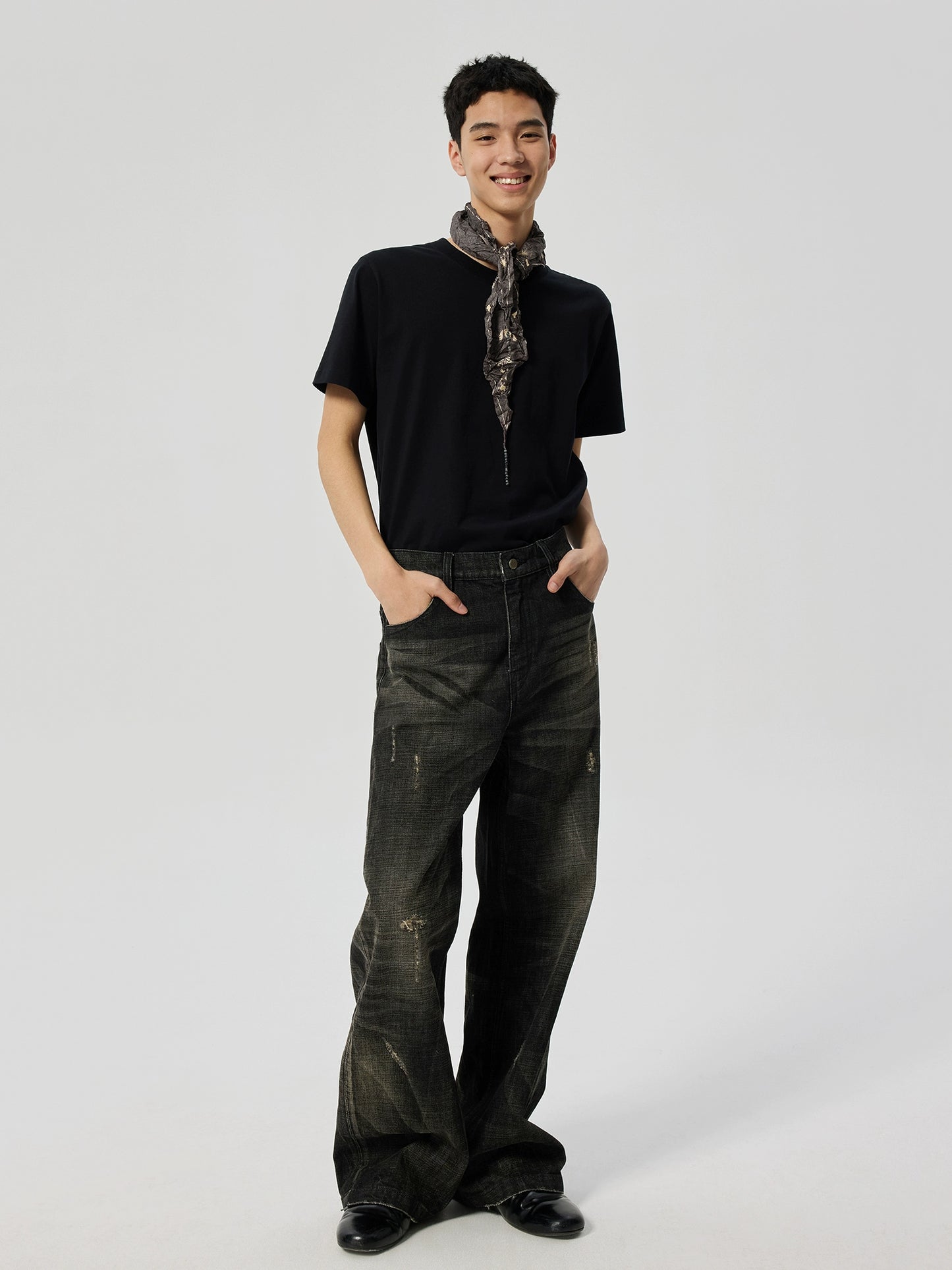 Nevada Wash distressed Jeans