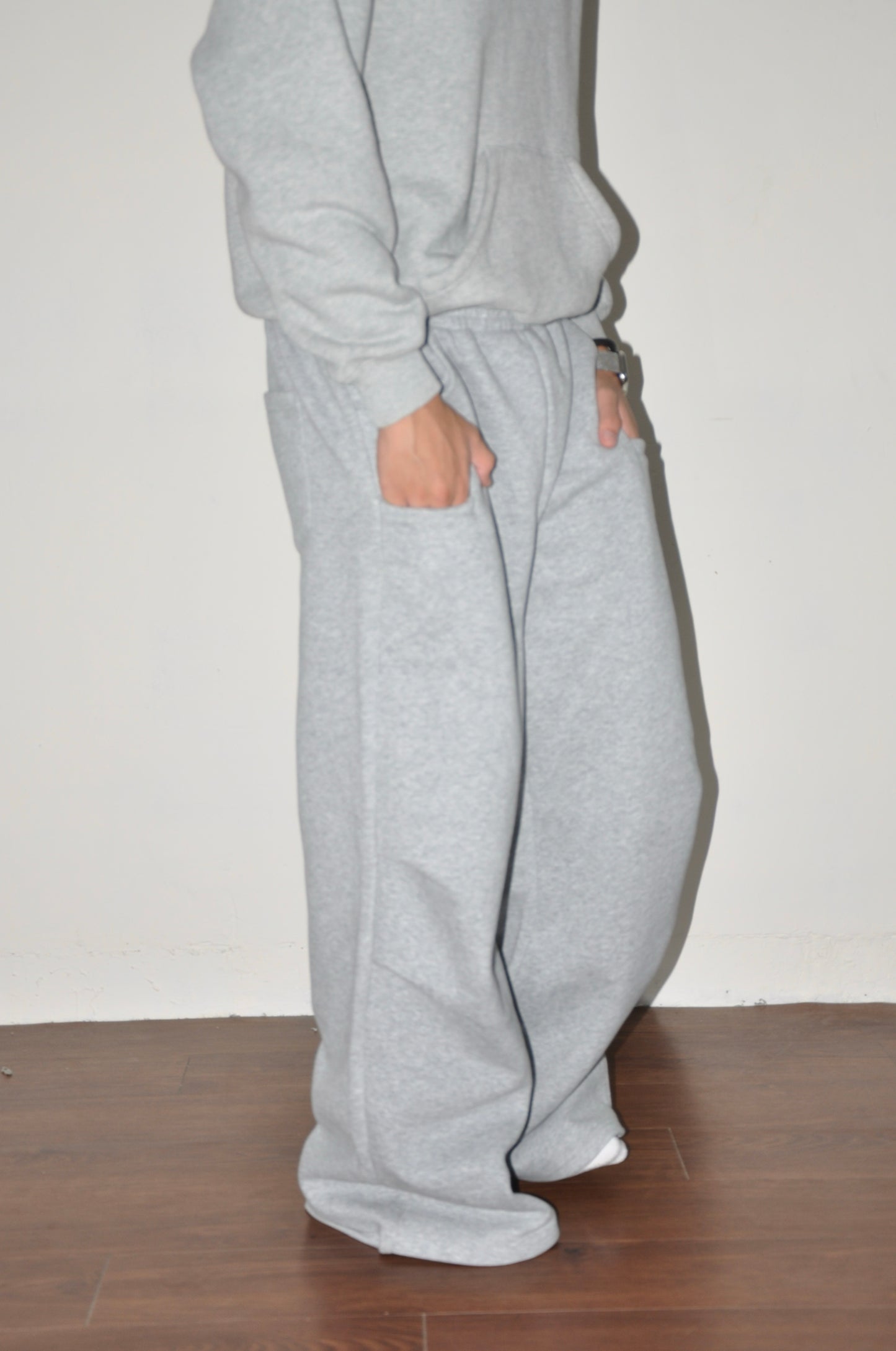 Silhouette grey baggy sweatpants