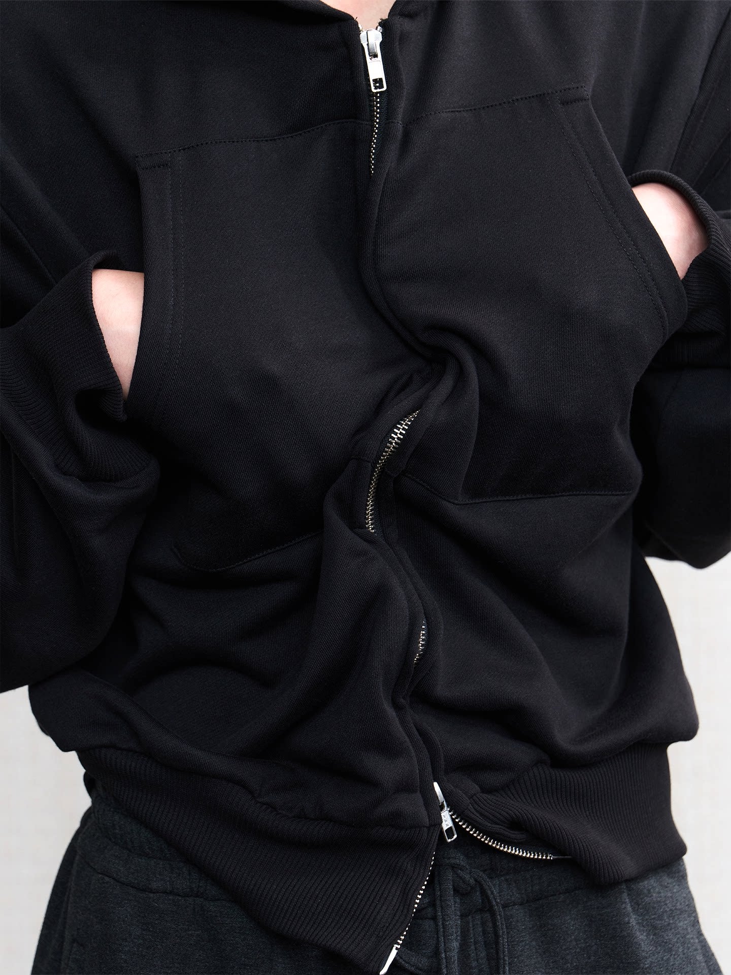 Strength Metal Wire Hoodie