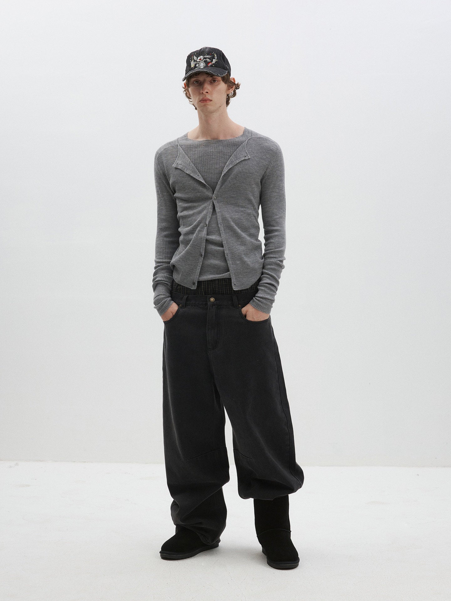 Layered crew neck long sleeve T-shirt