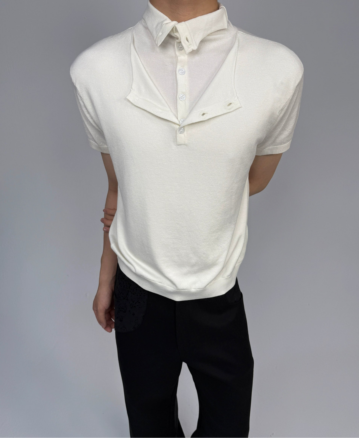"Accumulation" layered collar Short Sleeve T-Shirt