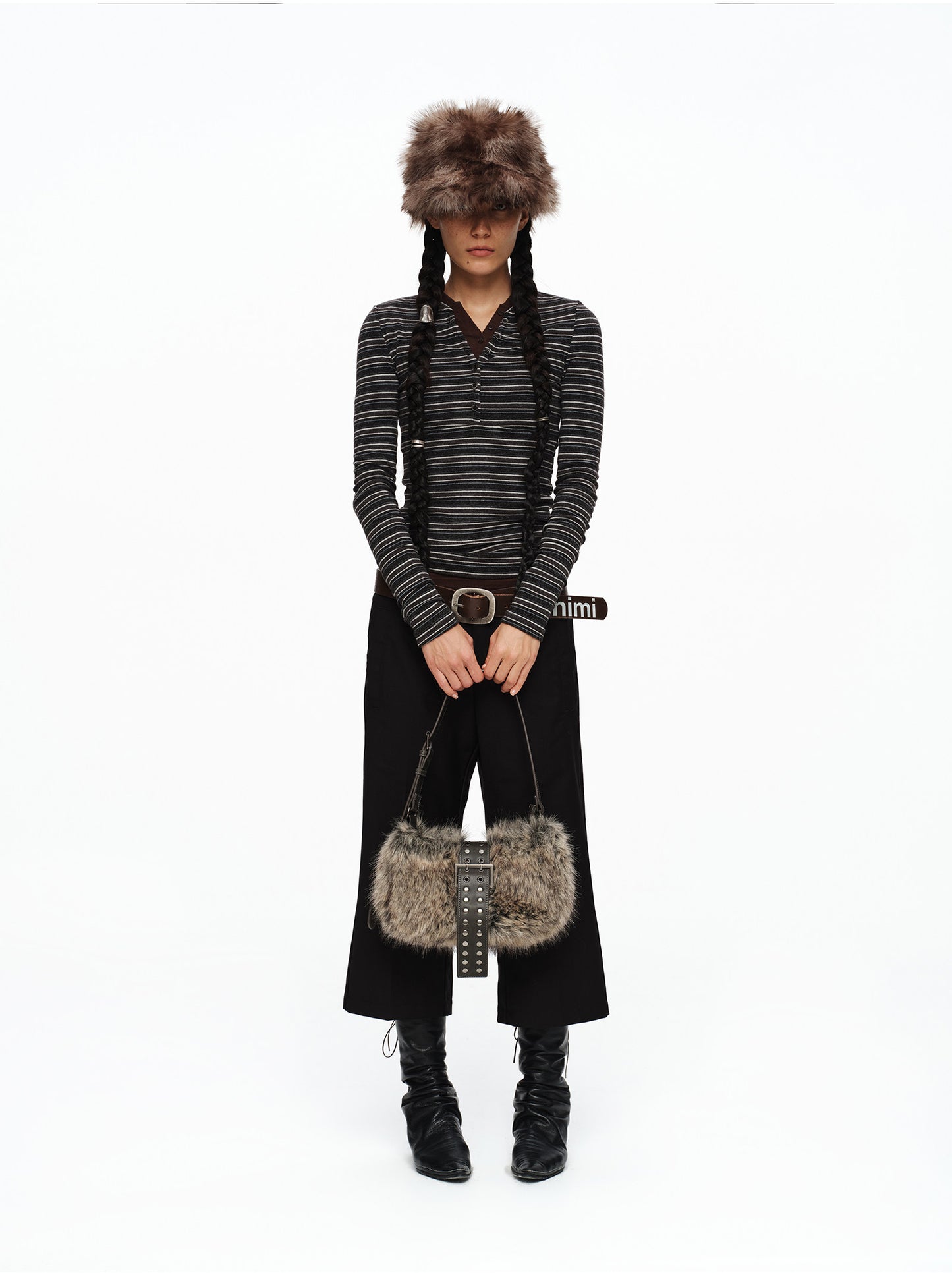 vintage velvet V-neck base henry collar T-shirt