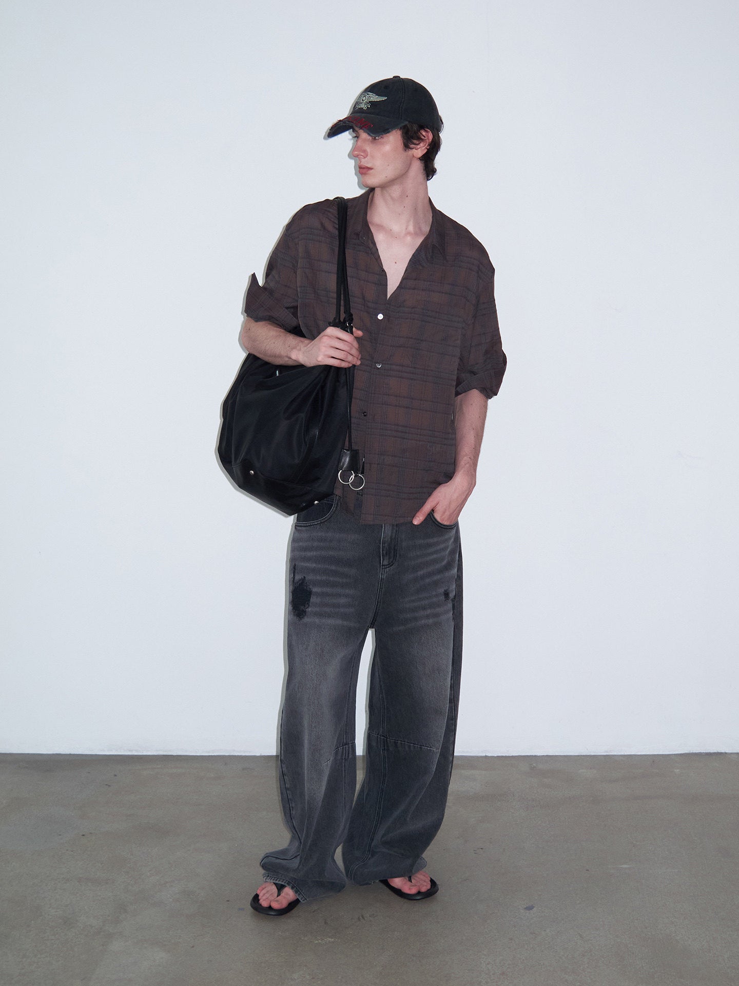 Delivery Plaid Rolled Sleeve Shirt