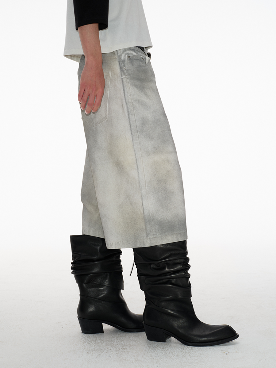 Dirty White Calf Jorts