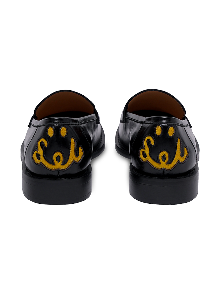 Oil wax cowhide smiley face embroidered loafers