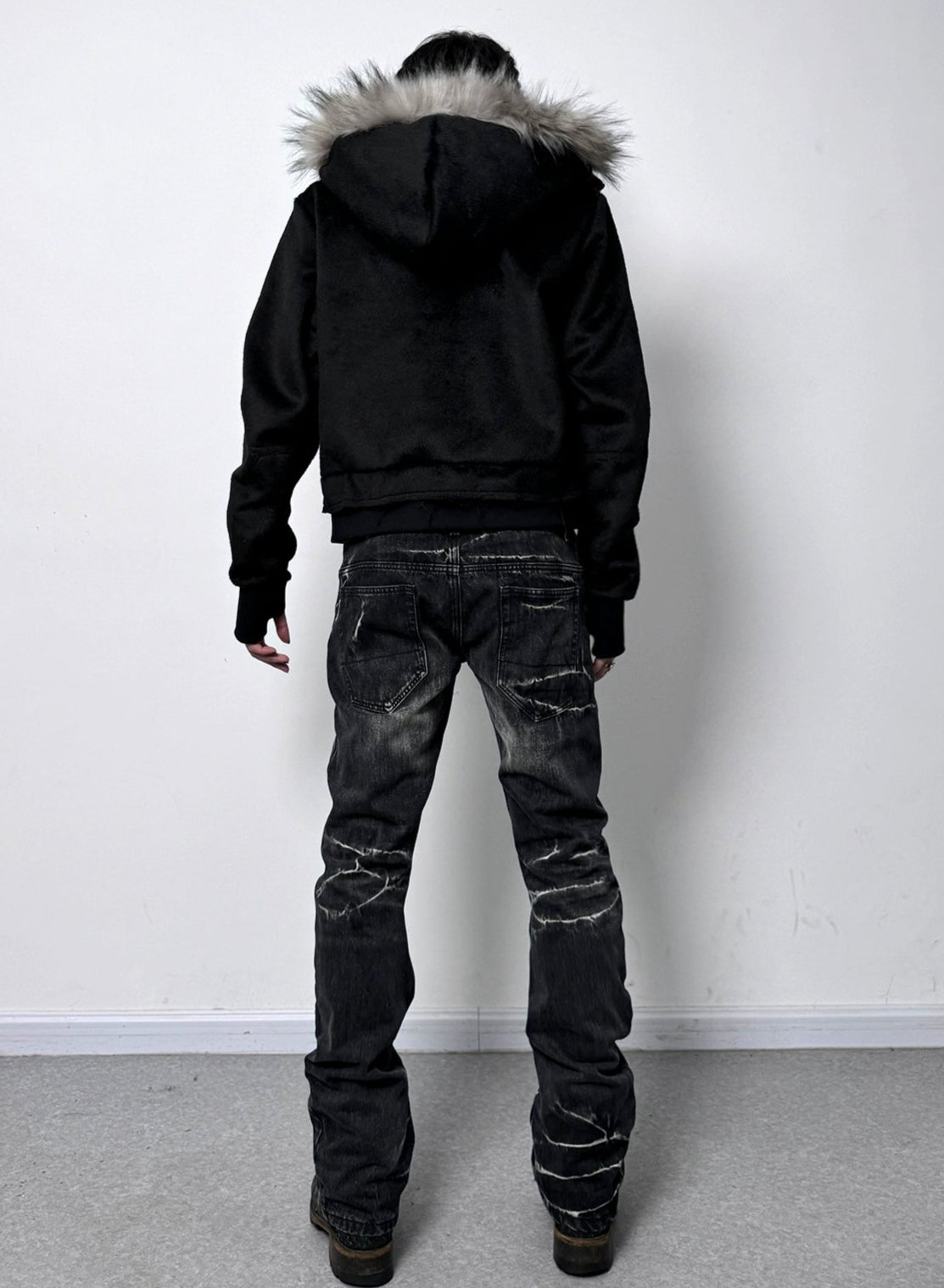 slim-fitting Hooded Fur Jacket