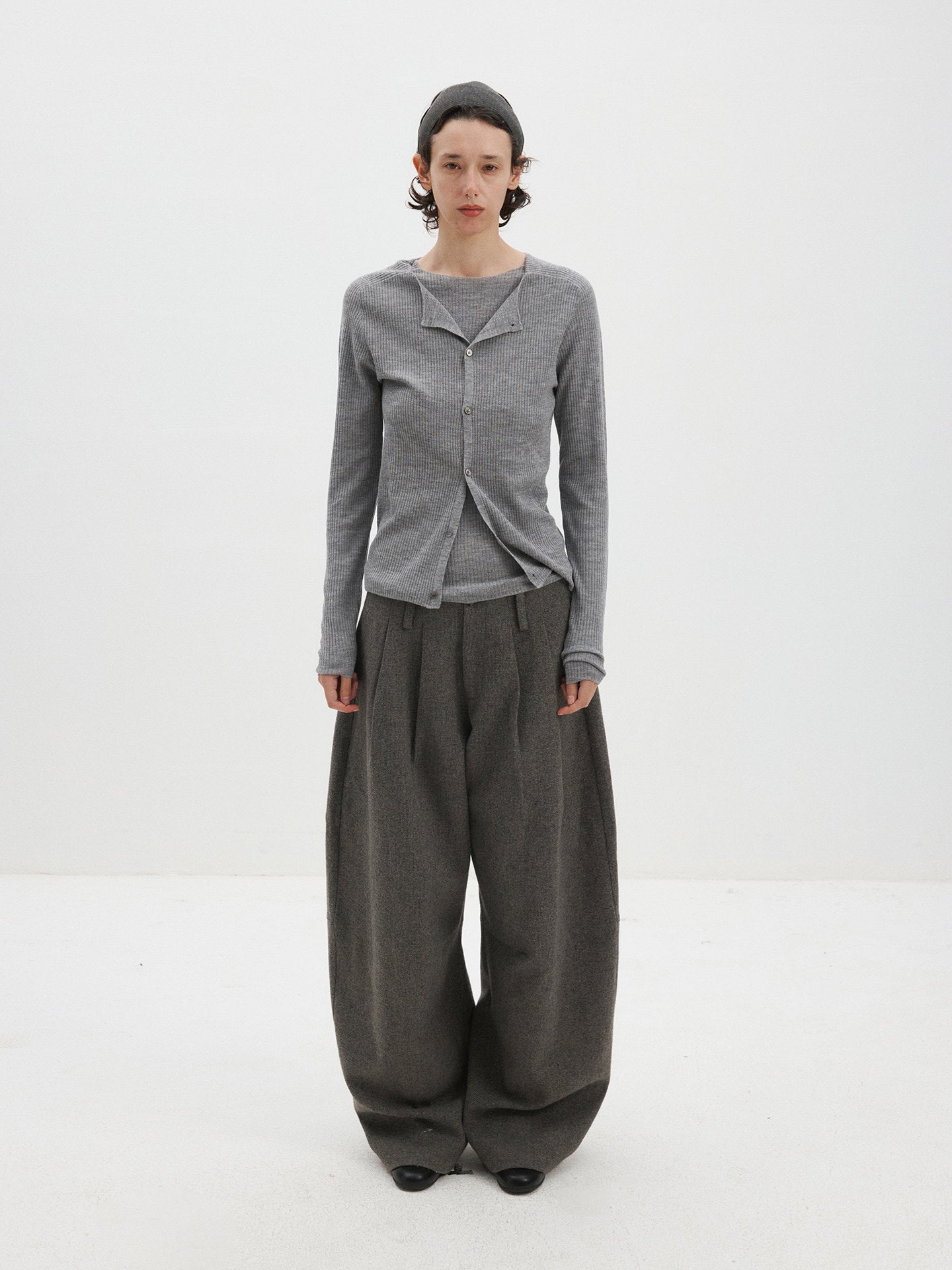 Layered crew neck long sleeve T-shirt