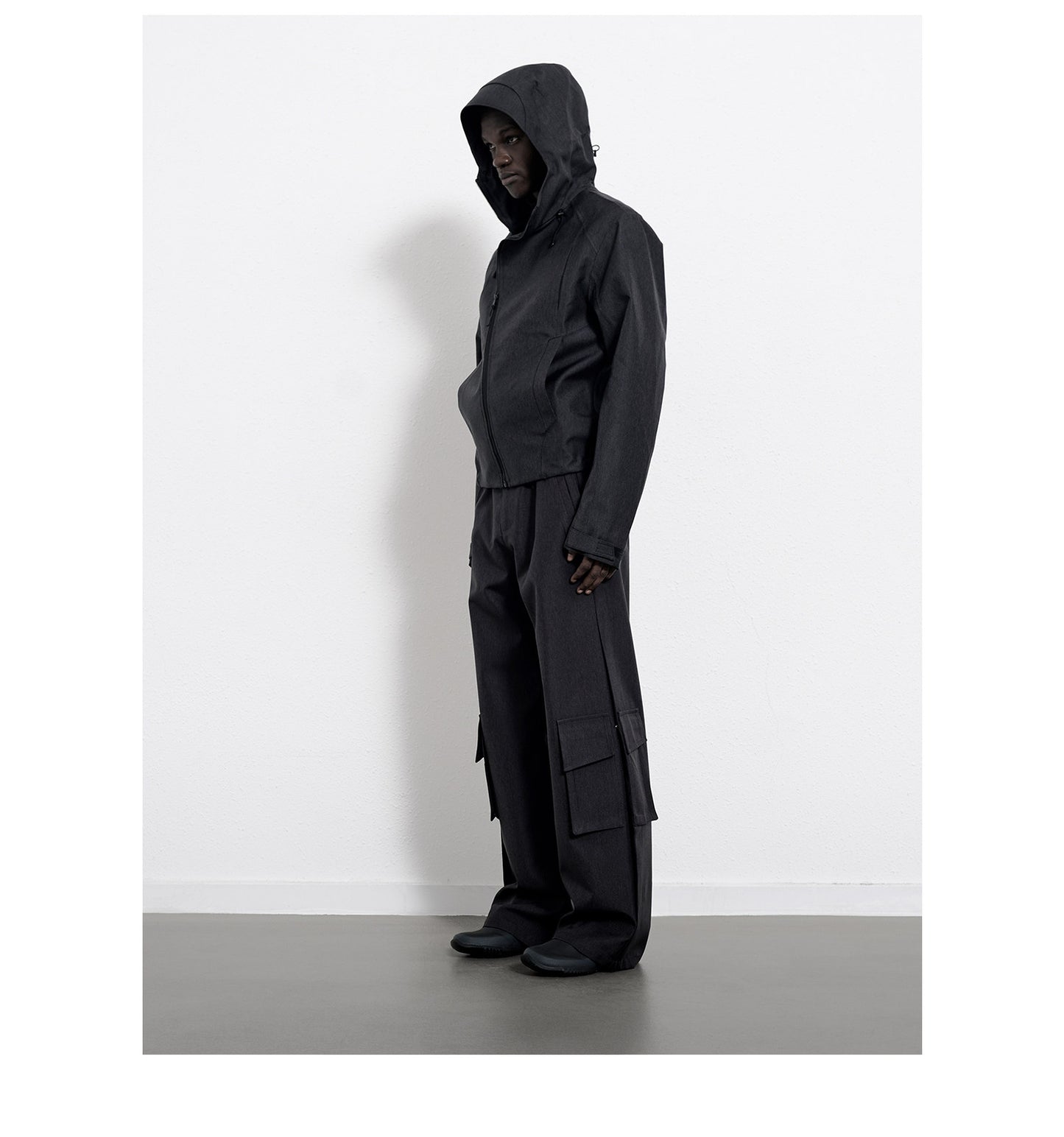 Waterproof multi-pocket straight Jeans