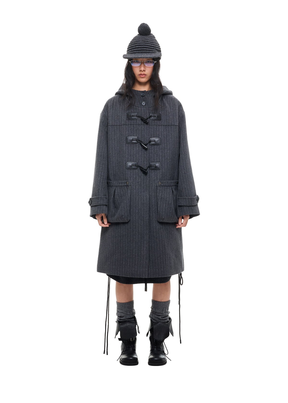 Hooded horn button coat