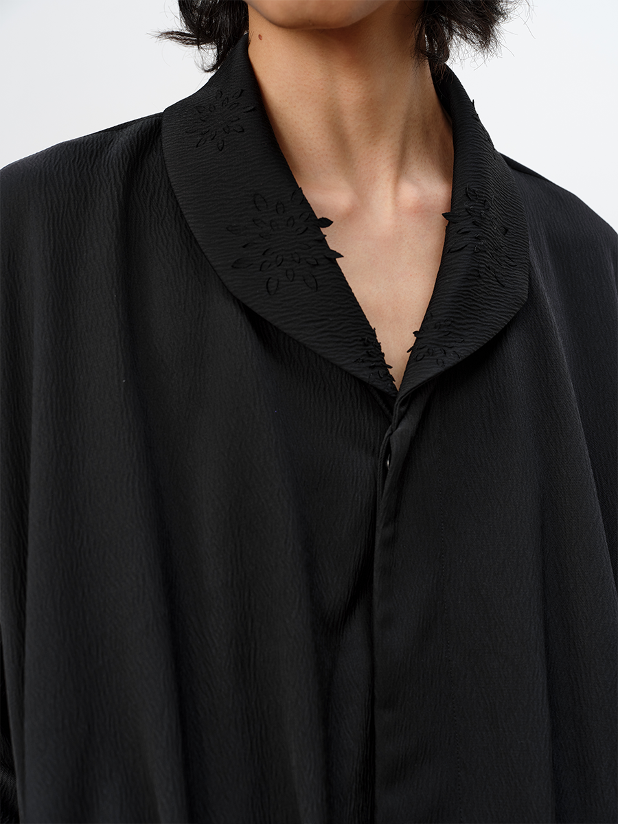 Carved Collar Pleated Jacket