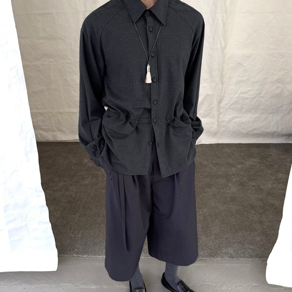 Back pleats long-sleeved shirt