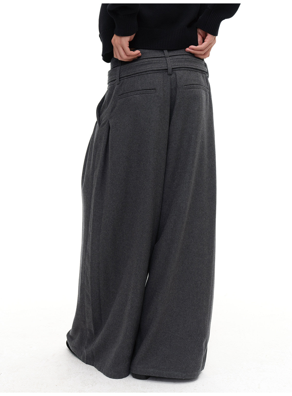 Double belt pleated wool trousers
