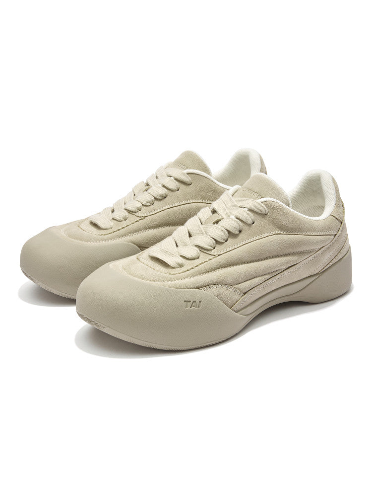 Cowhide Curve Stray Shoes