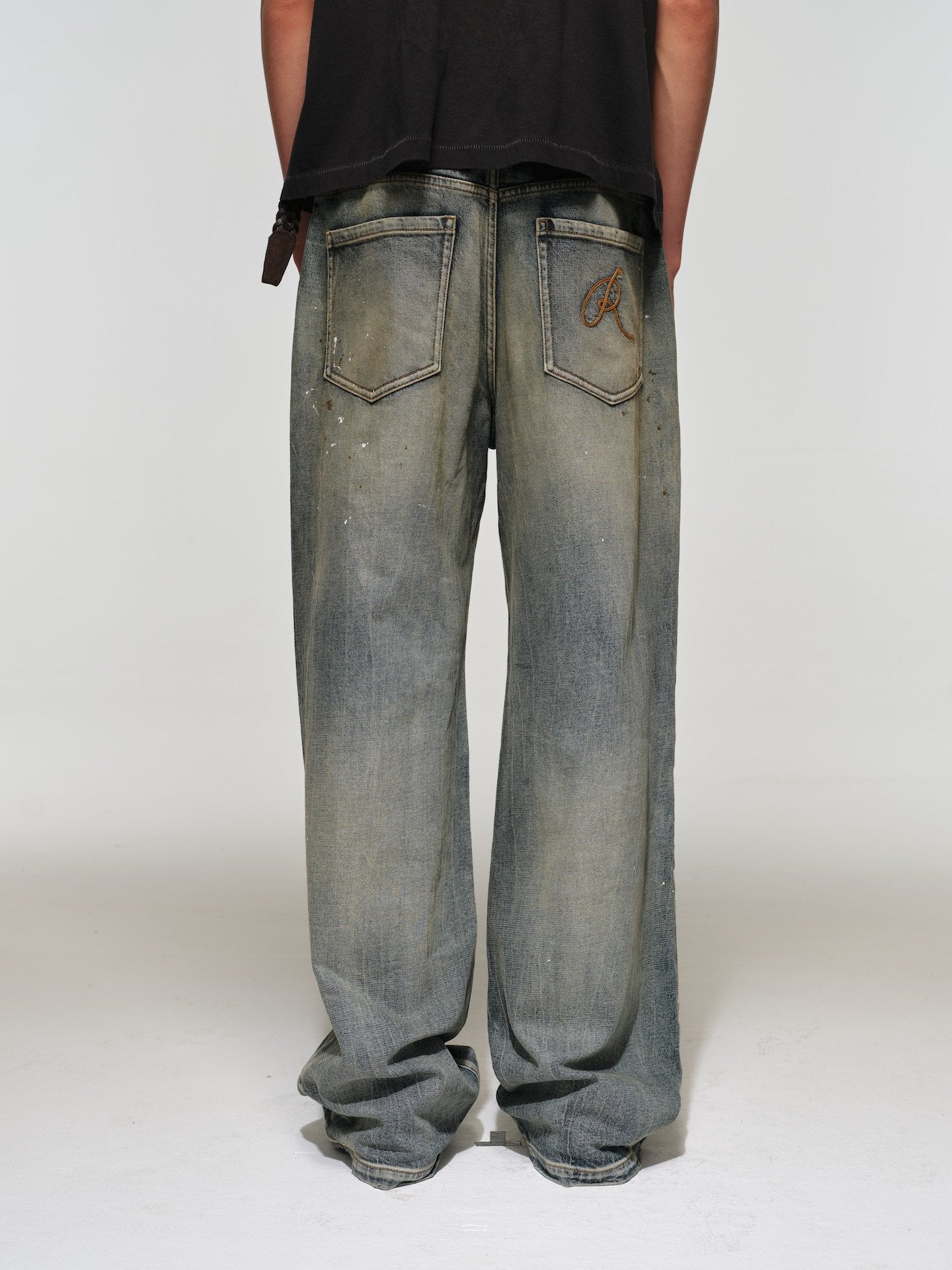 Straight Wash Dirty Ripped Jeans