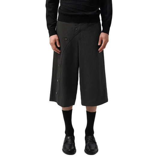 Slanted button 3D Cut Suit Shorts