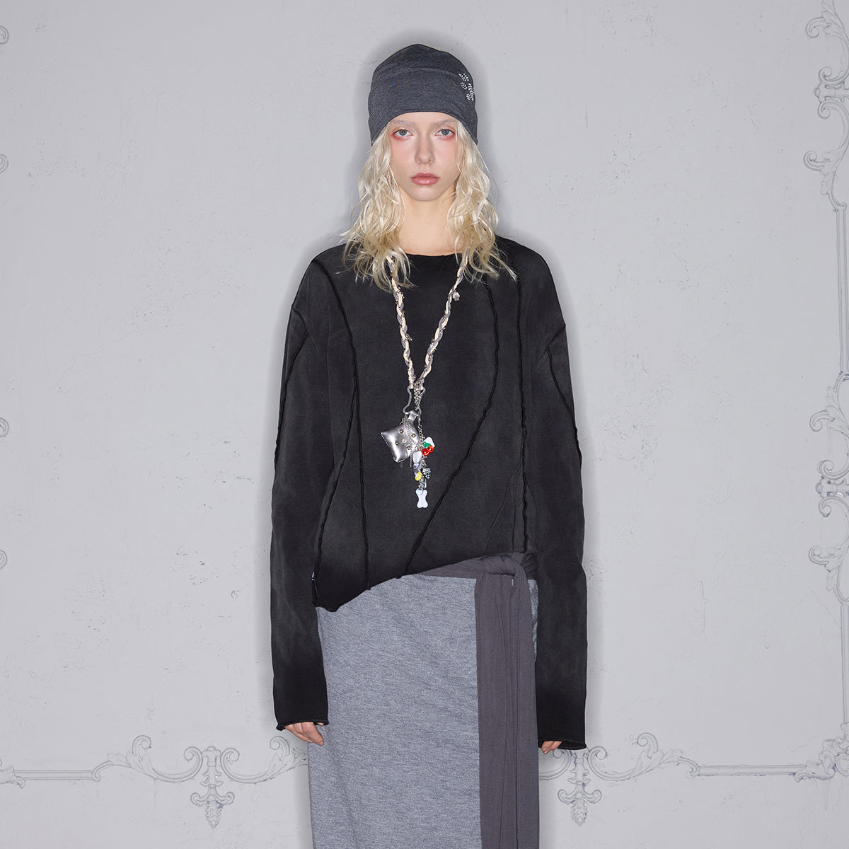 Irregular slim long sleeve T-shirt
