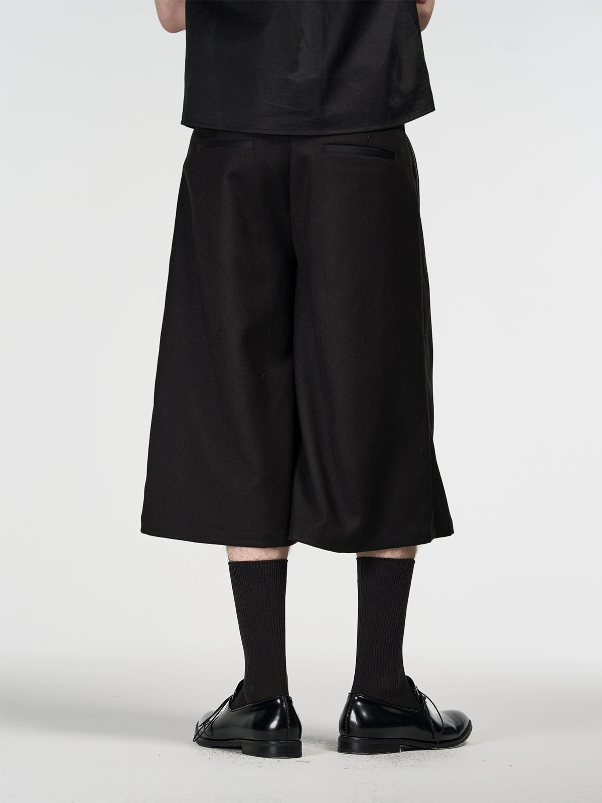 Ribbon pleated Shorts