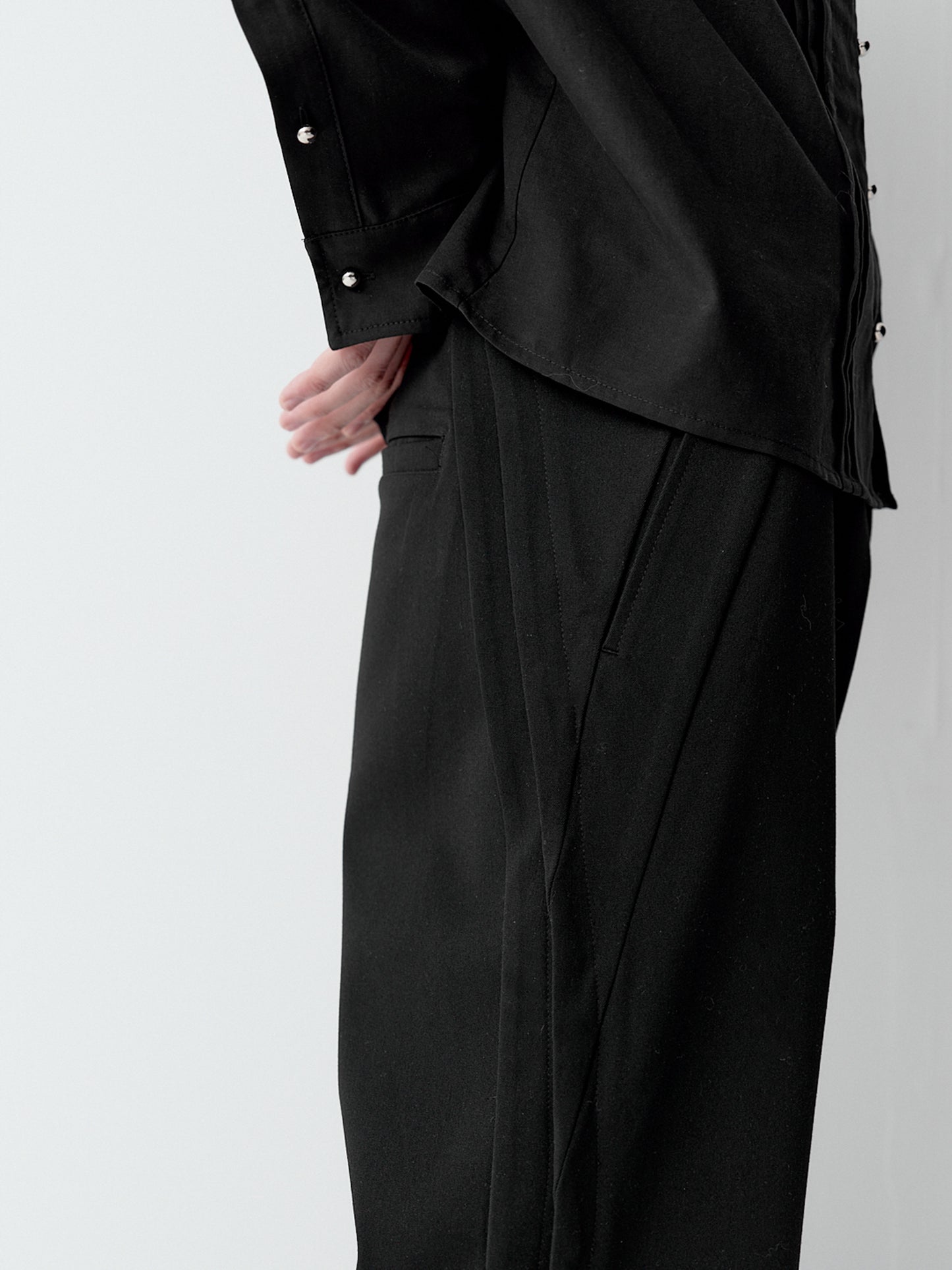 Curved multi-layer boot trousers