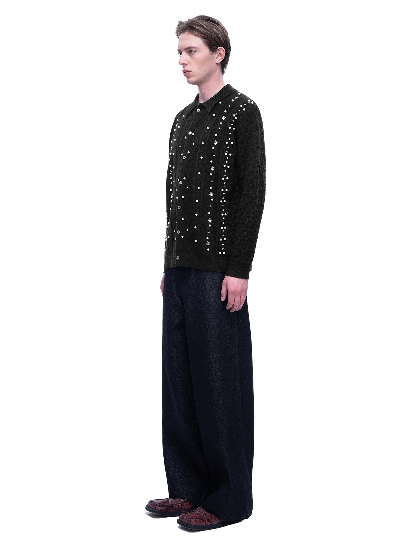 Moon pearl gemstone lapel sweater