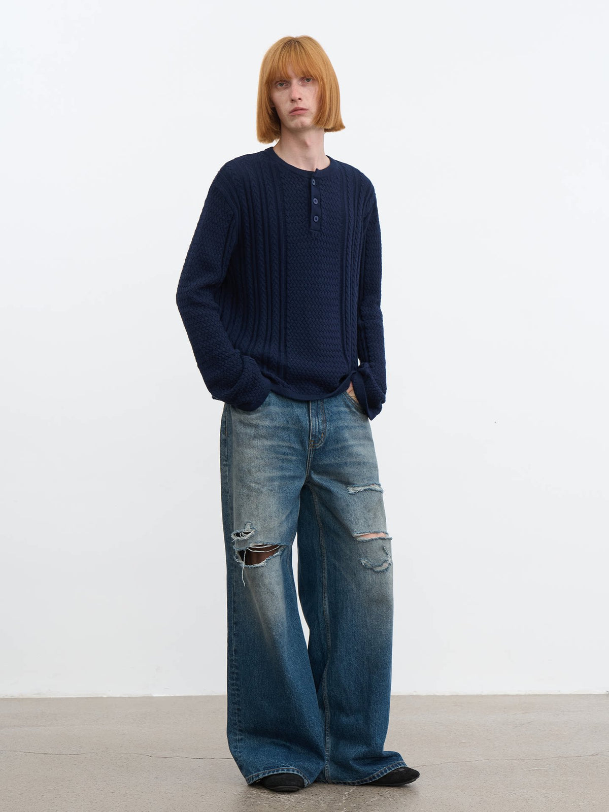 Knife-Cut Loose straight jeans
