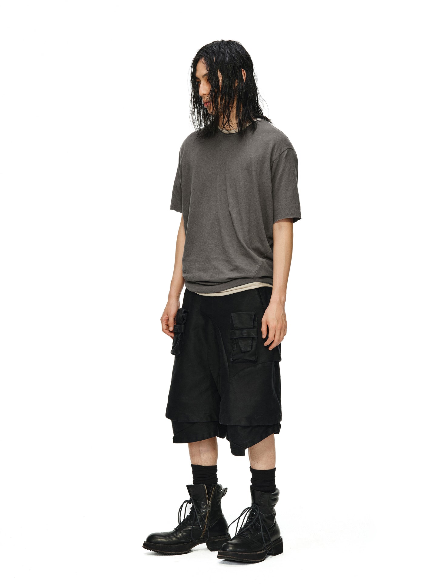 Swathe Pocket Double Layered Hem Shorts