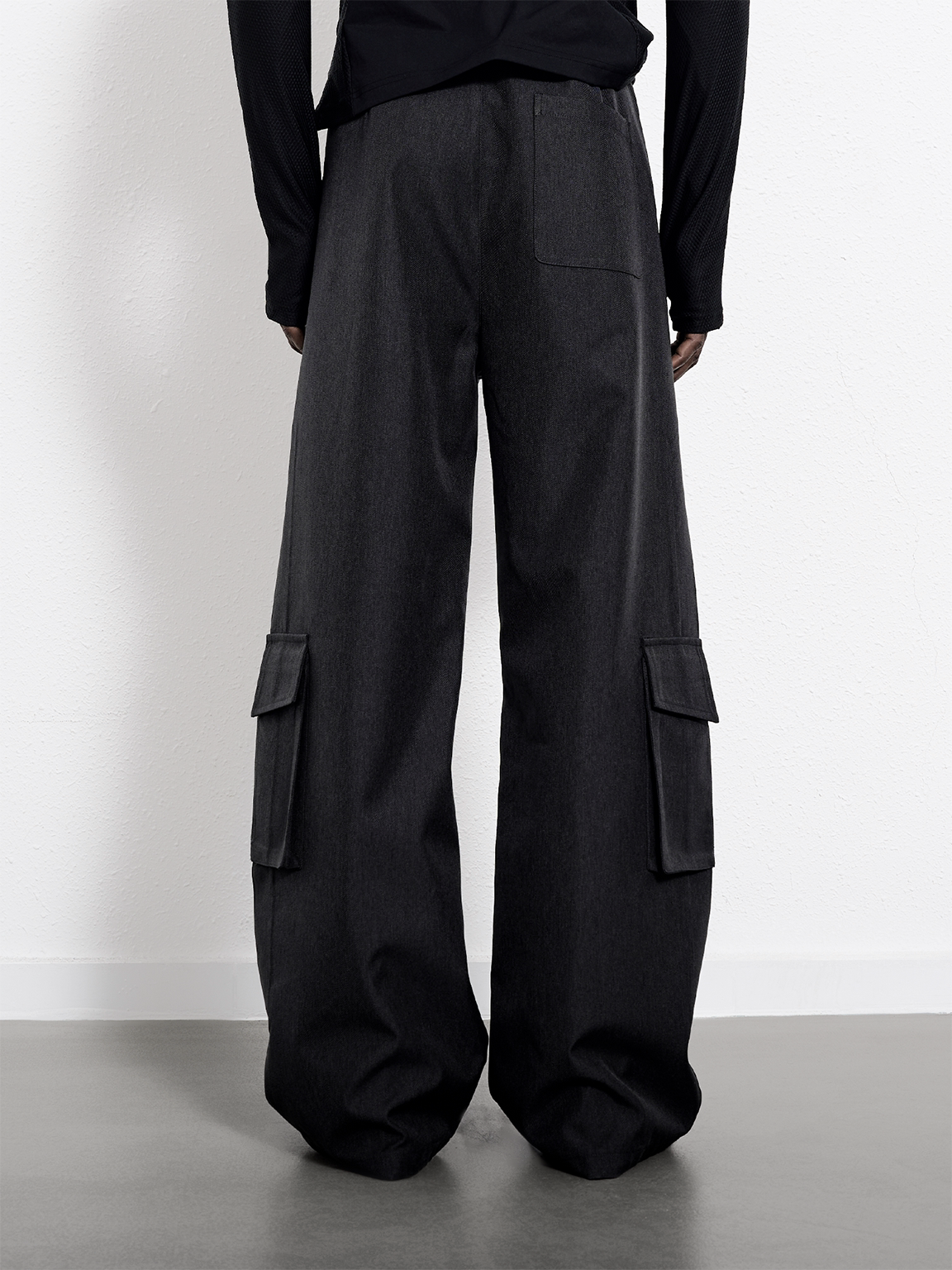 Waterproof multi-pocket straight Jeans