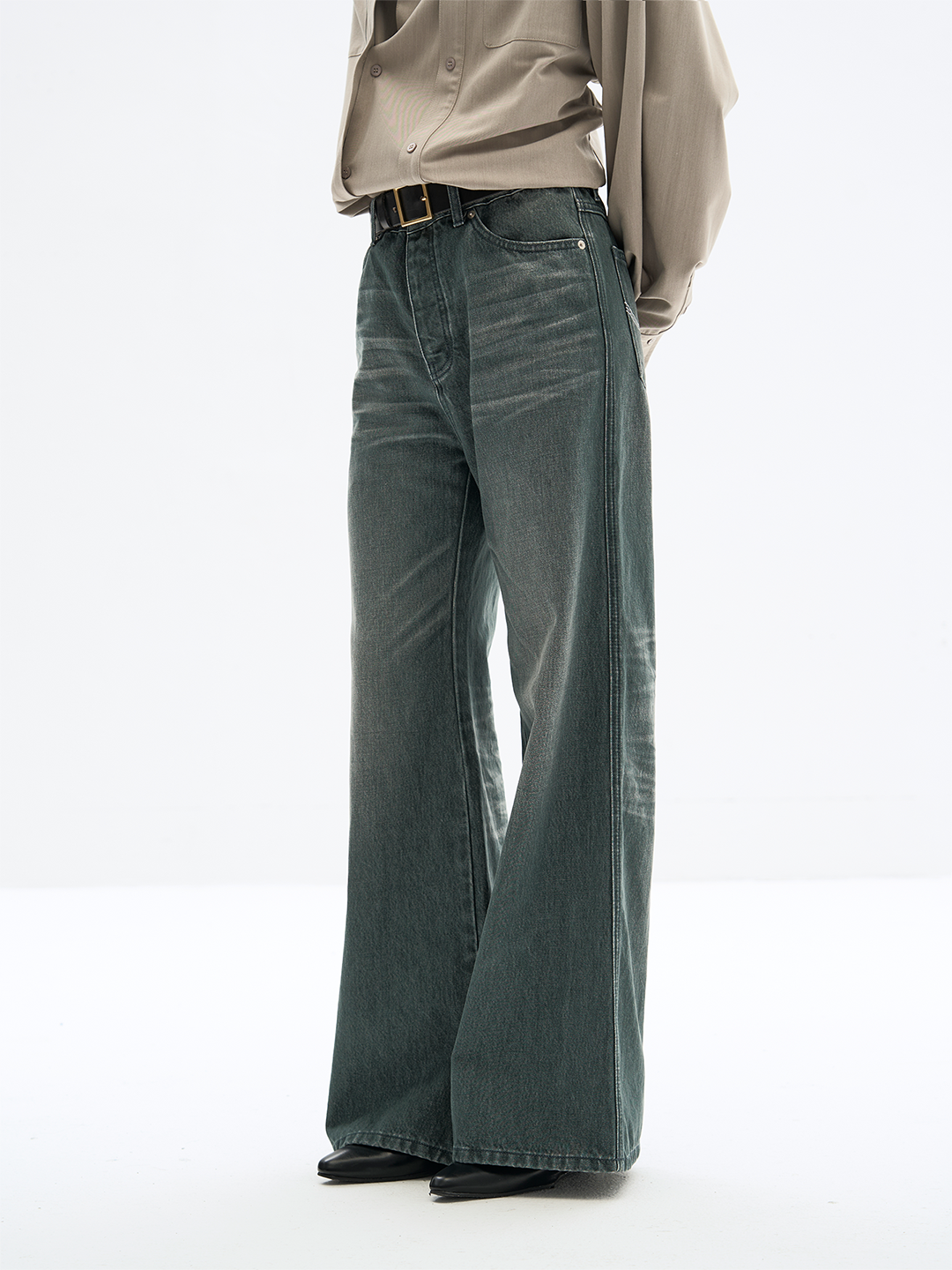 Embroidered casual bootcut denim