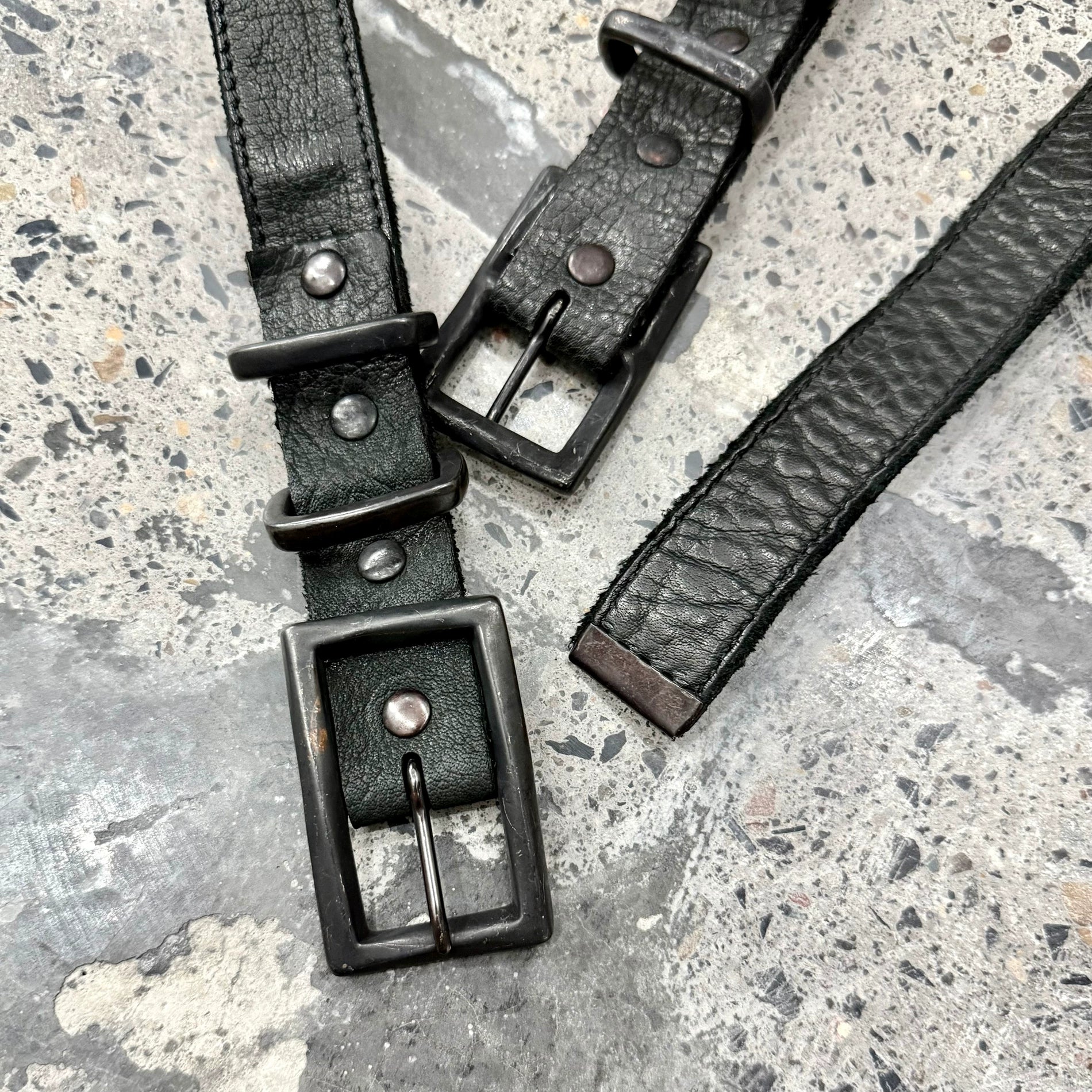 niddeguepes Vintage distressed copper buckle belt