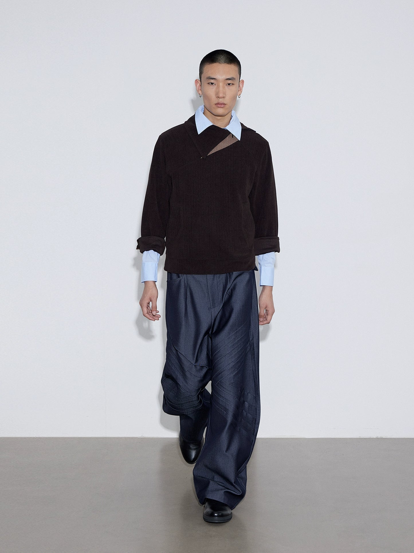 Scimitar Pleated 3D Cut Trouser