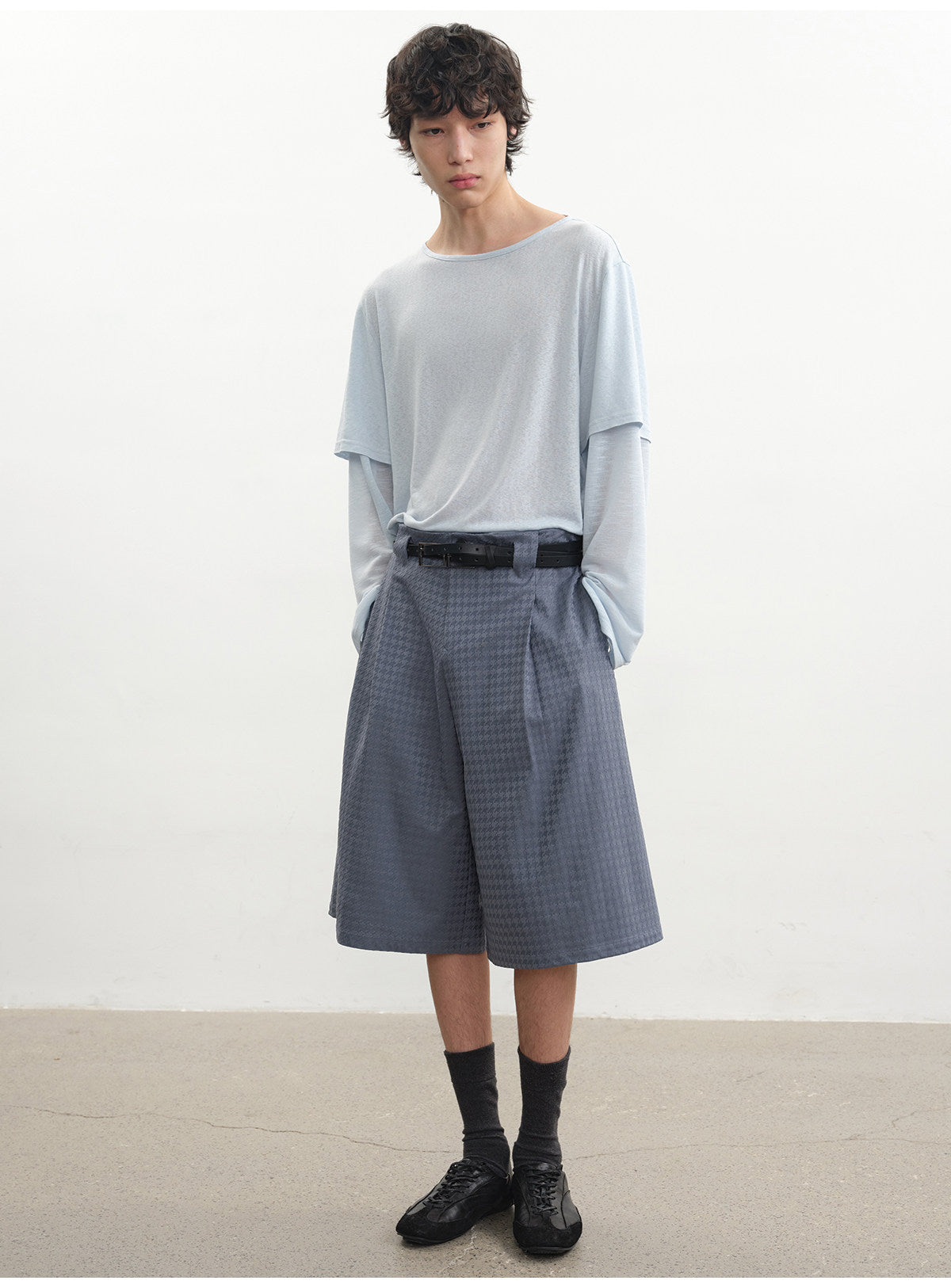 Houndstooth Pleated Cropped Pants