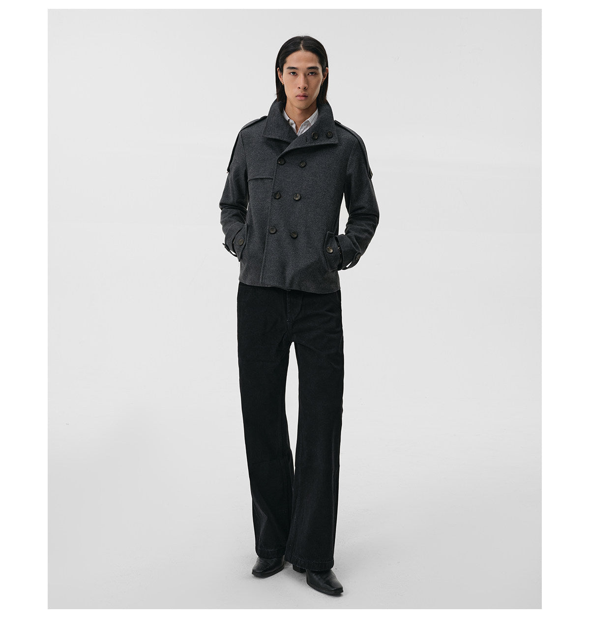 Double-breasted wool short coat